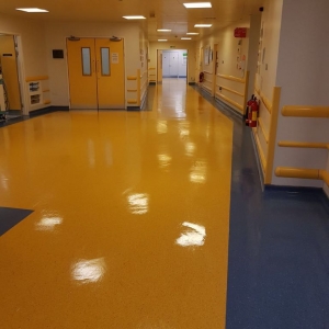 adbf7000-8c1c-4262-b54f-116fdd6e259d